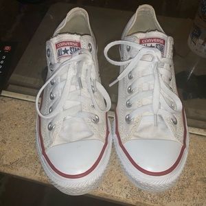 White all star converse !!